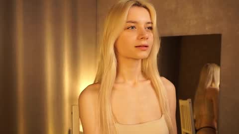 Cassie online show from 4, 3, 2025