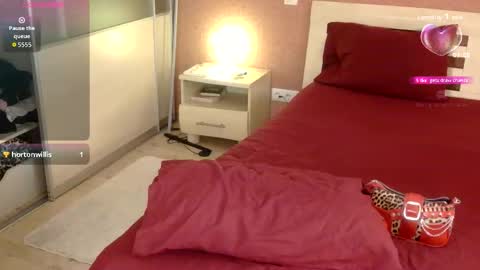 Cassie online show from 19, 9, 2025