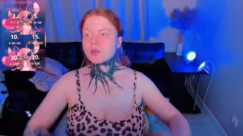 Snapshot of cassie_xkiss chatting on 19, 11, 2025 Cassie online show from 19, 11, 2025