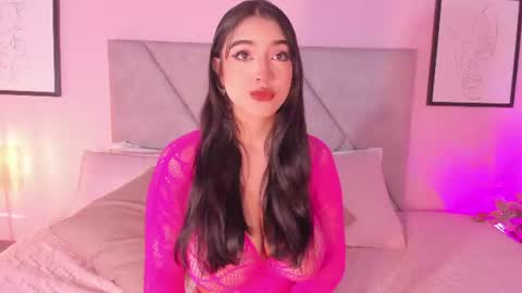 Cassie Carters online show from 25, 6, 2026