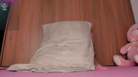 Snapshot of cassiee_love chatting on 11, 3, 2025 cassiee_love online show from 11, 3, 2025