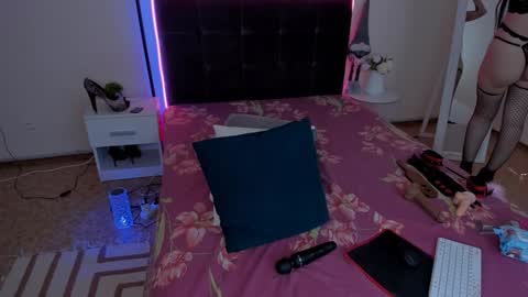 Cassie online show from 15, 1, 2025