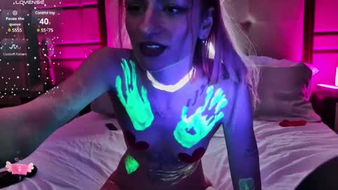 Snapshot of cassiefoxx_ chatting on 25, 2, 2025 Cassie online show from 25, 2, 2025