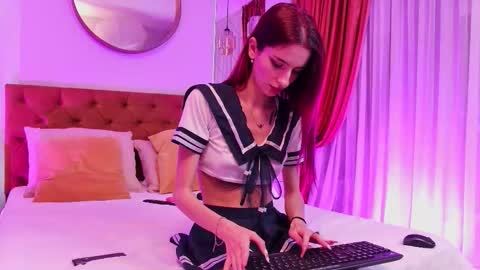 Snapshot of cassiefoxx_ chatting on 21, 10, 2025 Cassie online show from 21, 10, 2025