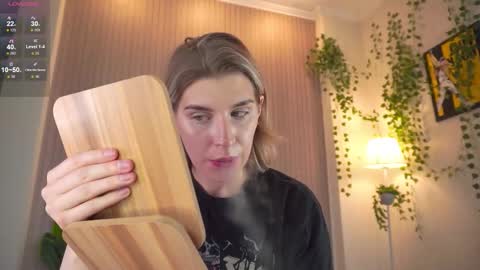 Im Cassie3 online show from 27, 2, 2026