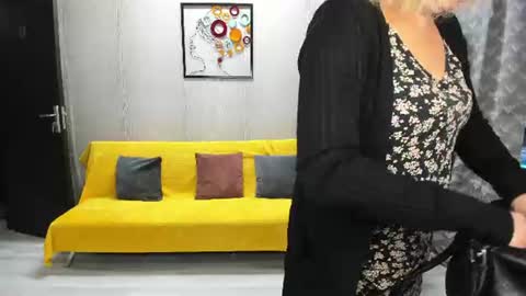 CassieJonas online show from 30, 7, 2026