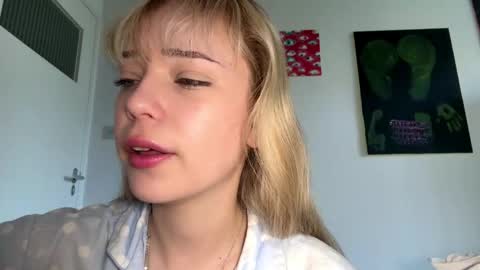 Olivia online show from 23, 4, 2026