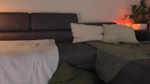  cassandra  online show from 23, 9, 2025