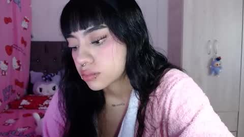 Snapshot of cat_mila_ chatting on 10, 6, 2026 Mila online show from 10, 6, 2026
