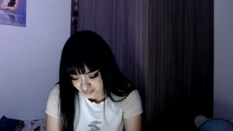 Snapshot of cat_mila_ chatting on 12, 6, 2026 Mila online show from 12, 6, 2026