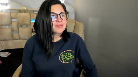 cata black online show from 25, 4, 2026