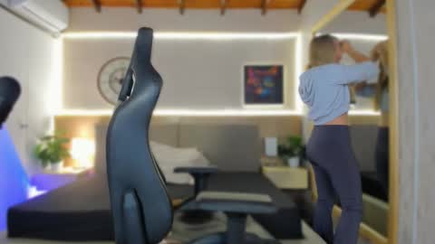 cata_johnss online show from 8, 10, 2025