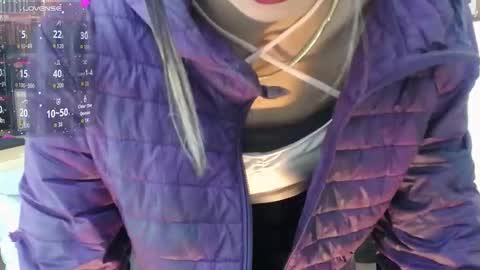 Queen Catalella online show from 26, 10, 2025