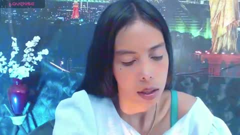 Snapshot of catalella_ar chatting on 4, 6, 2026 Queen Catalella online show from 4, 6, 2026