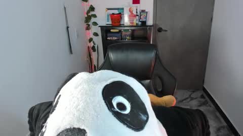 Flor....... online show from 21, 2, 2025