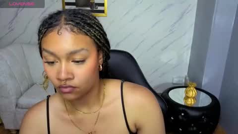 Snapshot of catalina25_t chatting on 3, 3, 2026 catalina25_t online show from 3, 3, 2026