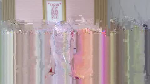 Catalina  online show from 16, 4, 2026