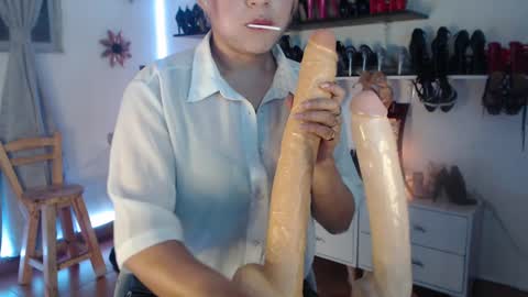 Catalina bruce2 online show from 18, 1, 2025