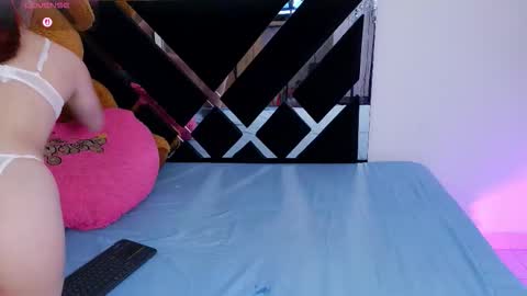 Snapshot of catalina_smith__ chatting on 3, 3, 2026 Catalina online show from 3, 3, 2026