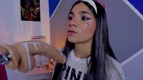 catalina_whore1 online show from 24, 11, 2025