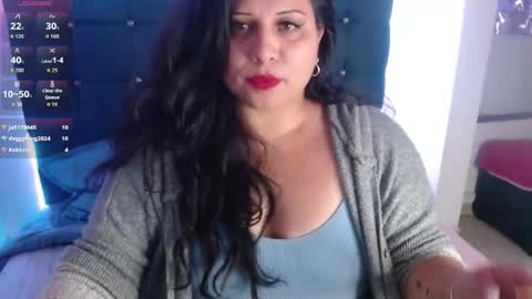 Snapshot of catalinajane1 chatting on 19, 12, 2025 catalinajane1 online show from 19, 12, 2025