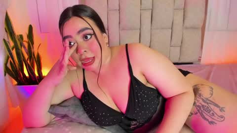 Snapshot of catalinareyezx chatting on 22, 4, 2026 Cata online show from 22, 4, 2026