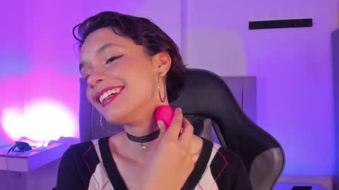 Cat  online show from 7, 2, 2025