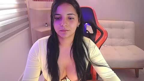 Snapshot of cathaleyasex chatting on 16, 5, 2026 CathaleyaSex online show from 16, 5, 2026
