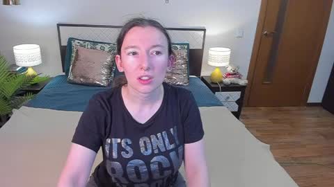 Catrin online show from 8, 6, 2026