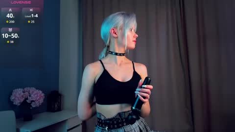 Mia online show from 2, 4, 2026