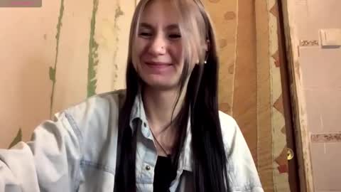 Lola online show from 9, 10, 2025