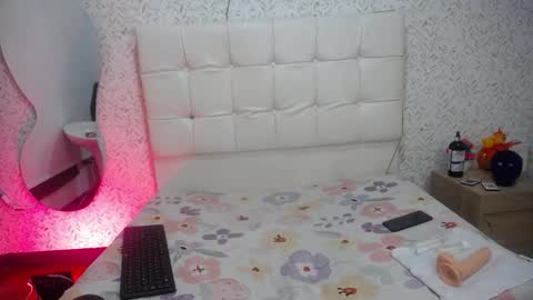 Catleya y online show from 16, 11, 2025