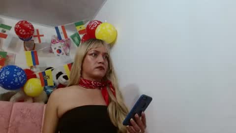 catrina_chan online show from 24, 6, 2026