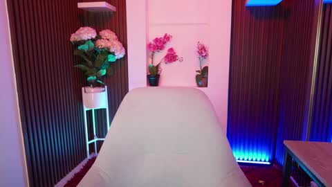 cattleyascaly online show from 24, 9, 2025