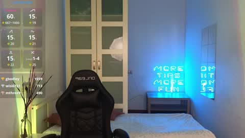 caty_cuddly online show from 21, 1, 2025