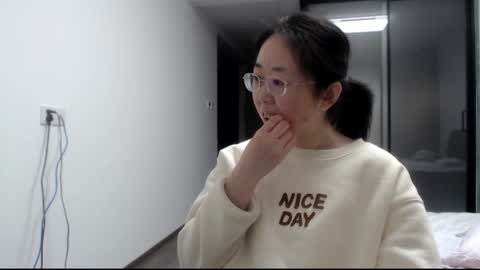 ANNYANNY online show from 4, 3, 2025