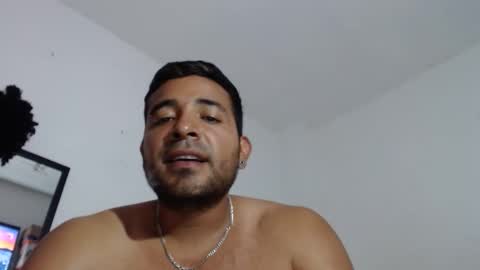Snapshot of ccamilo_ chatting on 13, 5, 2026 camilo online show from 13, 5, 2026