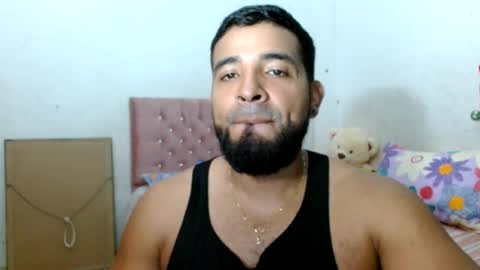 Snapshot of ccamilo_ chatting on 23, 7, 2026 camilo online show from 23, 7, 2026