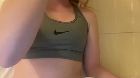 Snapshot of cclavender chatting on 27, 3, 2026 Claire online show from 27, 3, 2026