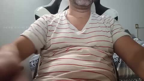 Snapshot of ccmhp1 chatting on 20, 5, 2026 Tomys online show from 20, 5, 2026