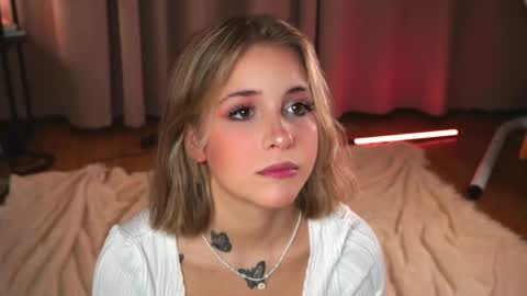 Snapshot of ceceliapidcock chatting on 7, 6, 2026 Lina online show from 7, 6, 2026
