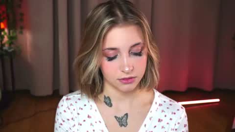 Snapshot of ceceliapidcock chatting on 11, 6, 2026 Lina online show from 11, 6, 2026