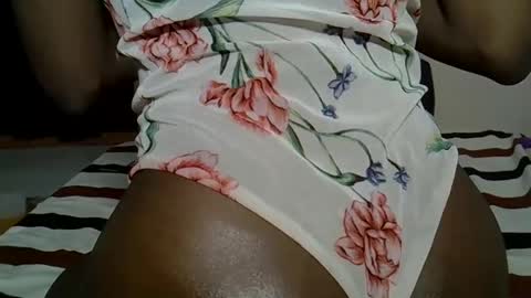 Snapshot of ceepretty chatting on 22, 1, 2025 santana online show from 22, 1, 2025