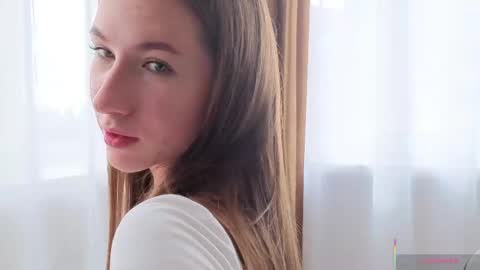 Josie Manesi online show from 31, 5, 2026