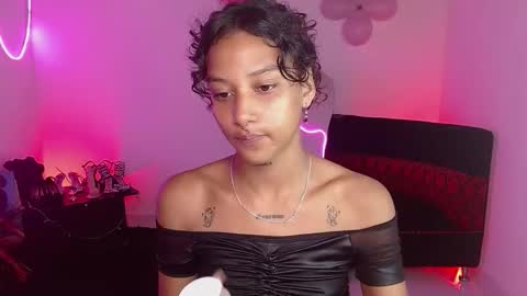 Snapshot of celesstte_0 chatting on 18, 11, 2025 Celeste online show from 18, 11, 2025