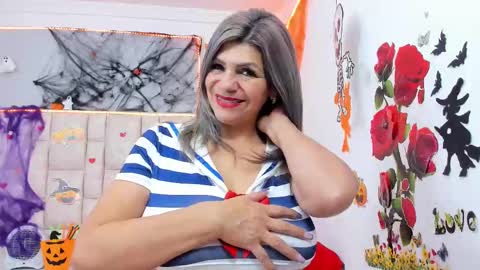 Celeste Lincon online show from 10, 10, 2025