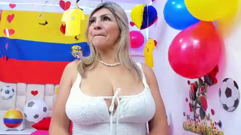 Snapshot of celeste_lincon chatting on 12, 6, 2026 Celeste Lincon online show from 12, 6, 2026