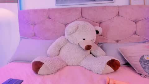 Celeste online show from 25, 4, 2026