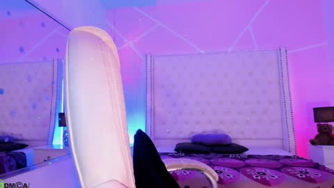 Celeste Wayne online show from 23, 12, 2024