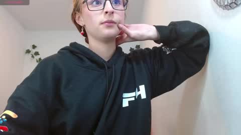 celesteayase online show from 18, 2, 2025